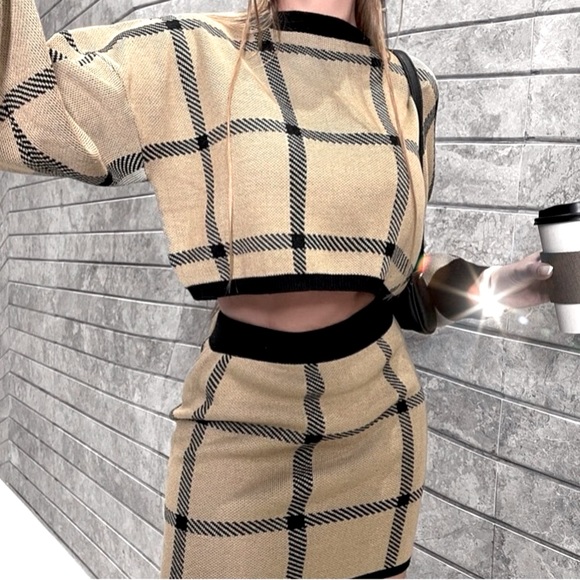 FALL TIME Sweater and Skirt Set Knitwear - Picture 9 of 17